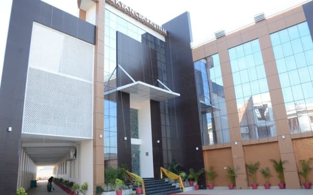 Kyan Clarks Inn Sultanpur