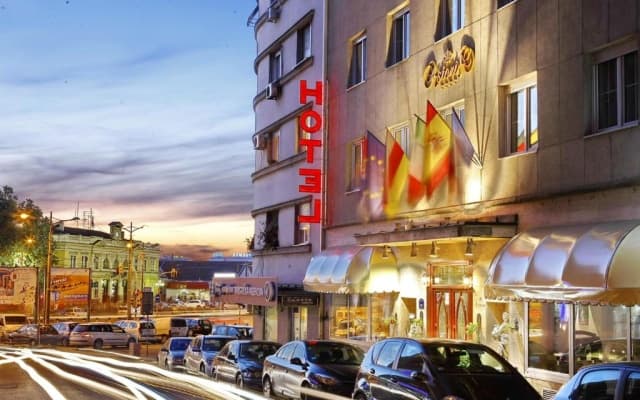 Queen's Astoria Design Hotel