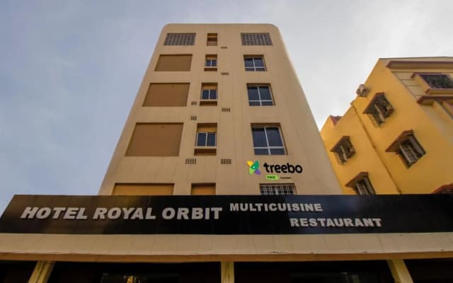 Treebo Royal Orbit, Metropoliton