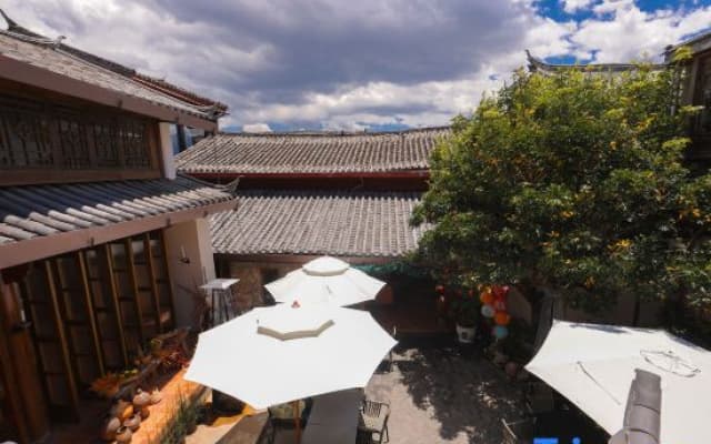 ShanXiaJian· sunny Dream· Sky Garden Homestay (Lijiang Ancient Town Square Street Branch)