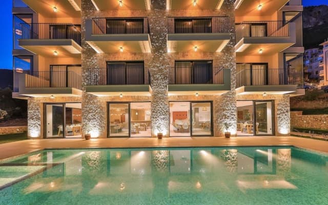 Carruba Boutique Hotel