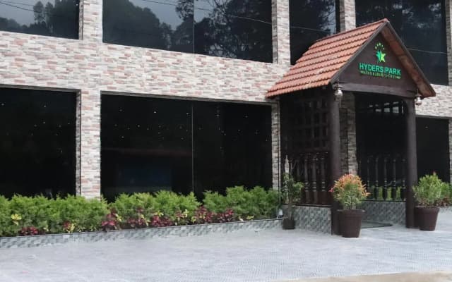 Hyders Park - The Luxury Hotel