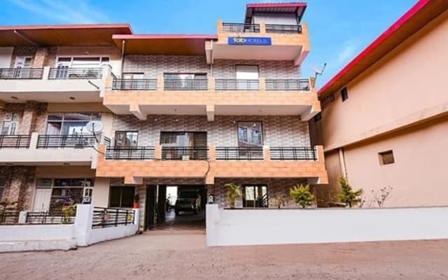 Fabhotel The Kasauli Heavens
