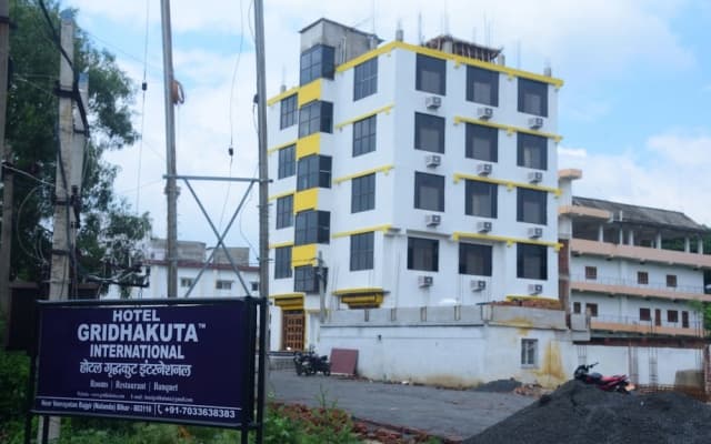 Hotel Gridhakuta International