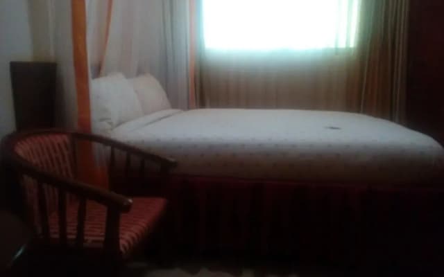 Silvia's  Inn Hotel
