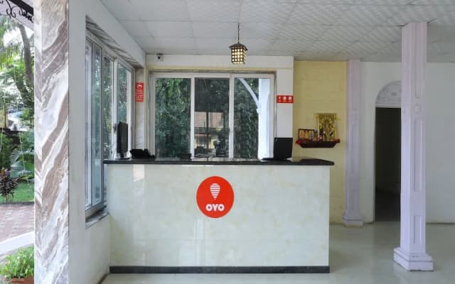 OYO 11395 Hotel Ritz Heritage