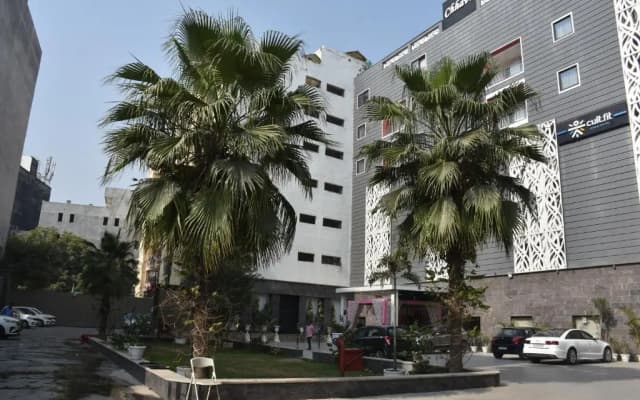 Chhavi Hotels