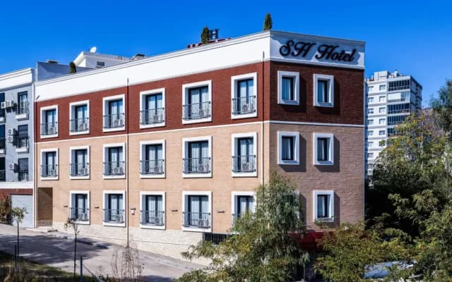 Sh Hotel Business
