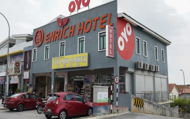 Enrich Hotel