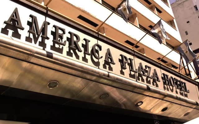 Up América Plaza