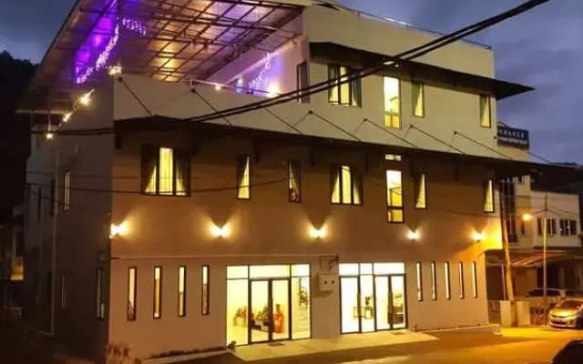 Cameronia Hotel