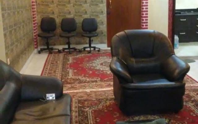 Royal Guest House & Service Apartment