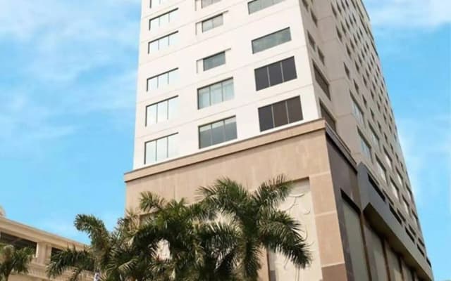 Aurora Hotel Plaza