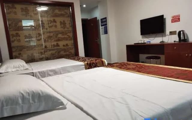 Xingyigu Mengju Hotel