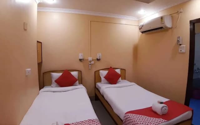 Hotel Rhino