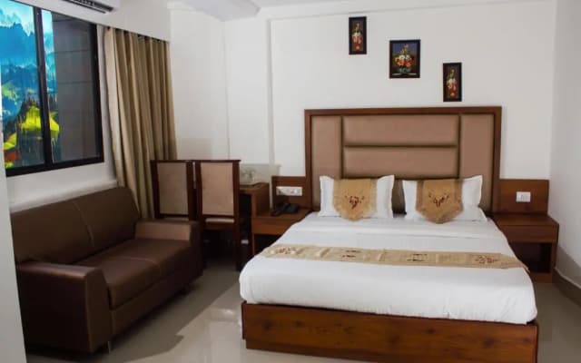Nexstay Crystal Residency