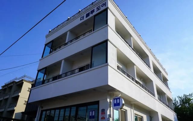 Blue Door Hostel