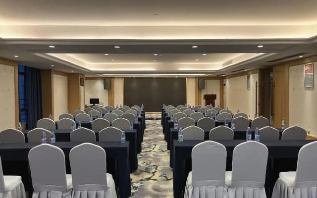 Vienna International Hotel (Dongguan Hongmei Town)
