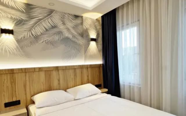 Kemer Sunrise Suit
