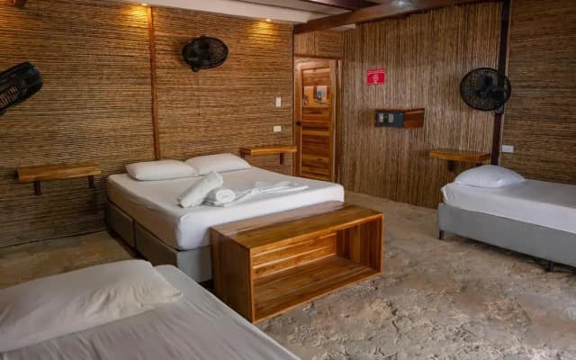 La Playita Hotel