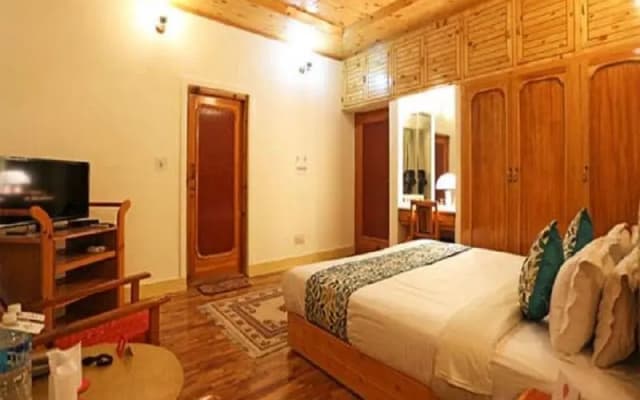 Omasila Hotel