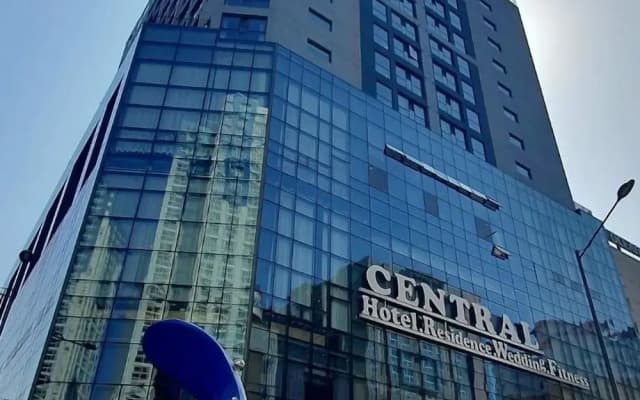 Central Hotel & Residence