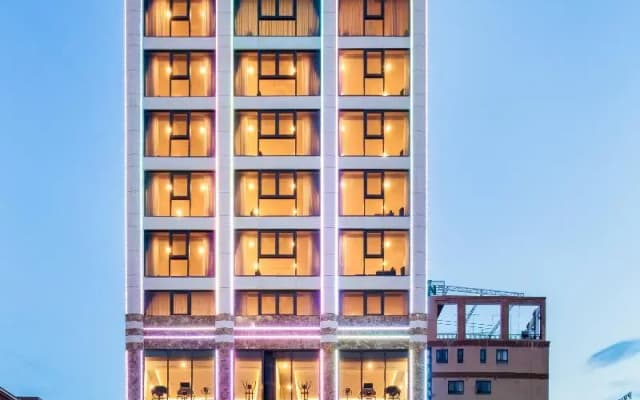 CN Palace Boutique Hotel & Spa