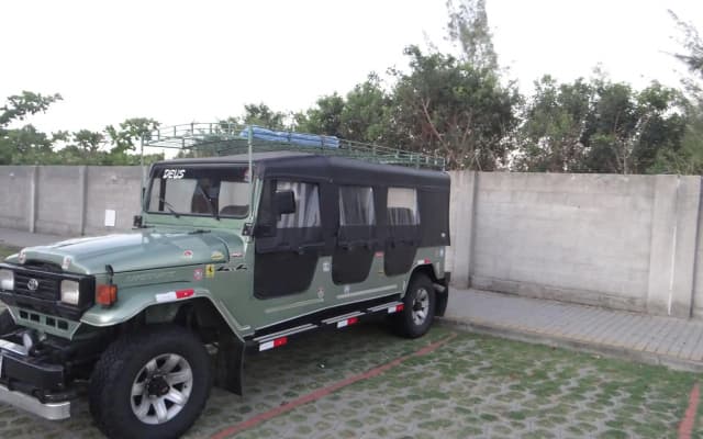 Resort em Arraial do Cabo, Desfrute de momentos inesquecíveis em uma apartamento de luxo com 2 quartos, 2 banheiros e 2 vagas de carro entre a praia e a lagoa