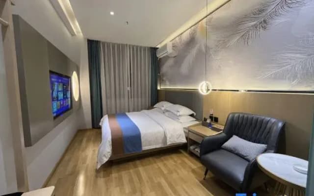 Yihe Zhishang Hotel, Linxiang District, Lincang City