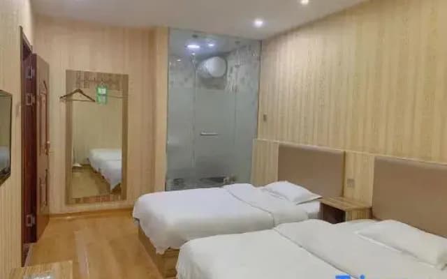 Yanji Hongtai Hotel