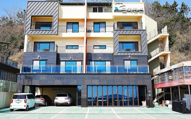 Changwon Cozy Pension