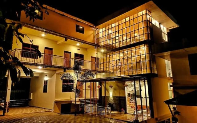 Mizzle Resort