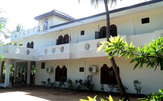 Shivas Beach Resort