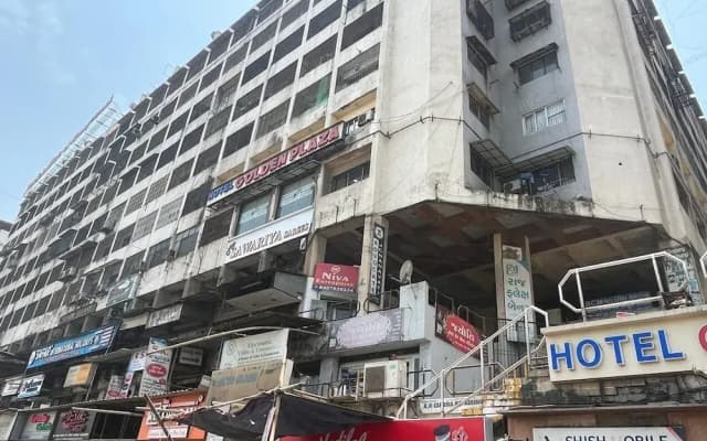 Hotel Golden Plaza