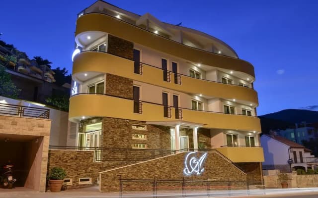 Hotel Atina by ENTOPYA