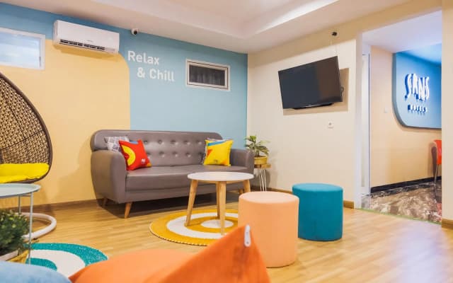 Sans Hotel Cemara Asri Medan