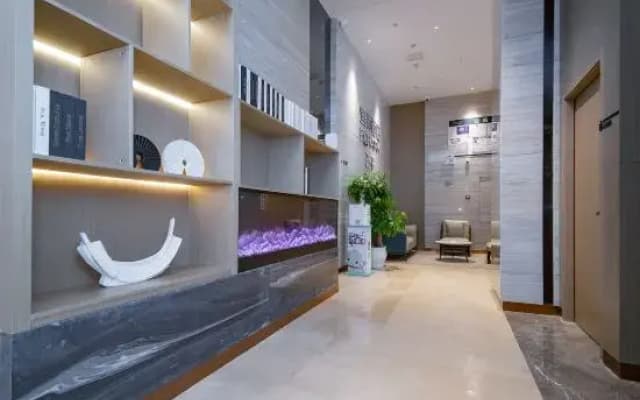 ECHARM Hotel (MINFA Plaza, Xiangyang Airlines Road)