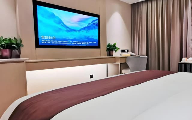 GYA Jurong Yinglun International Hotel