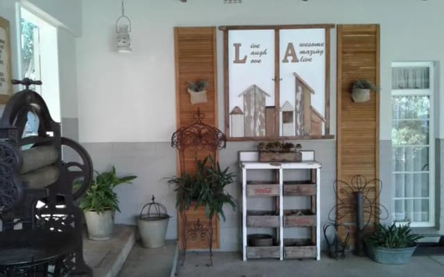 LA Guesthouse