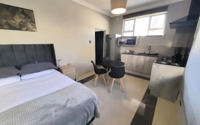 Bryanston Palms Accommodation