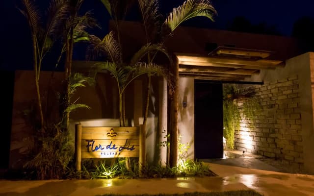 Flor de Lis Exclusive Hotel