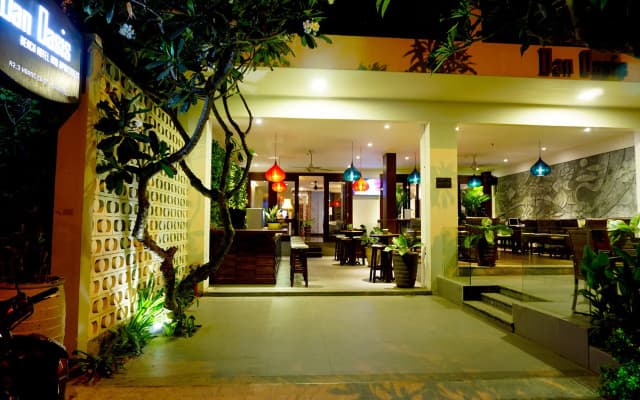 Dan Oasis Beach Hotel and Apartment