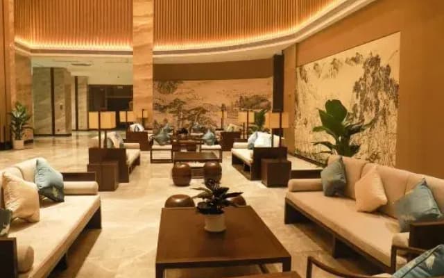 Linyi River Hotel