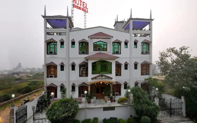 Hotel Ishan Villa