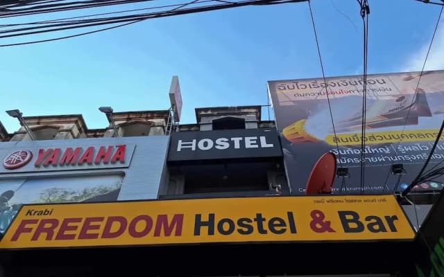 Krabi Freedom Hostel And Bar