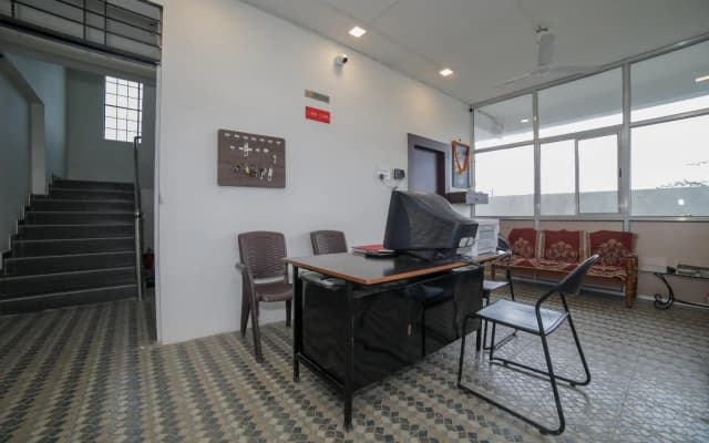 Seva Service Apartmen by OYO Rooms