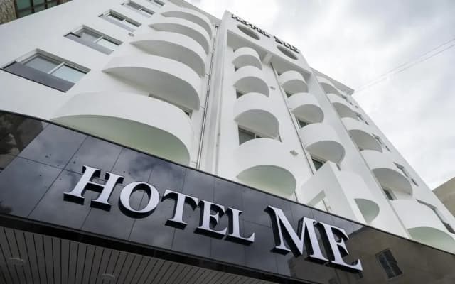 Donghae Hotel Mi