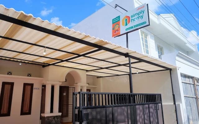 Homestay Jogja dekat Taman Pelangi by Simply Homy