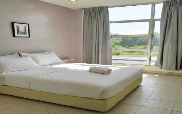 1108 Hotel Sungkai
