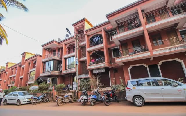 OYO 10906 Home Modern 1BHK Baga
